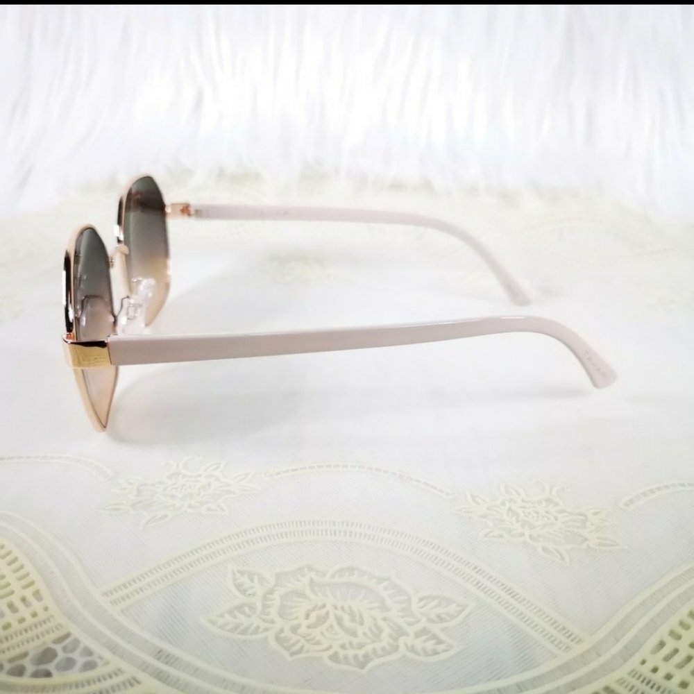 TAHARI oversize Fashion Retro Sunglasses - Picture 4 of 5